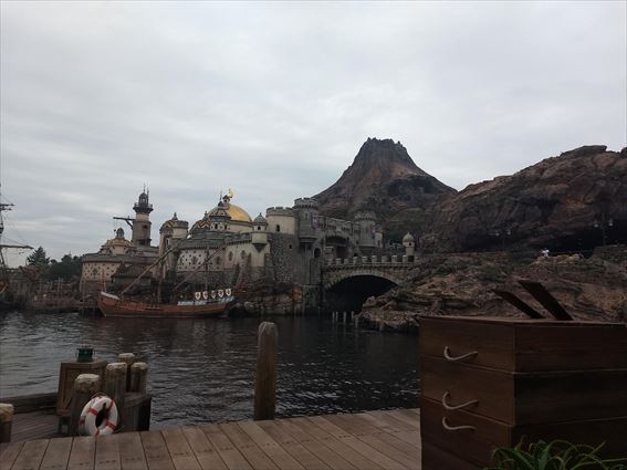 東京ディズニーシーの山